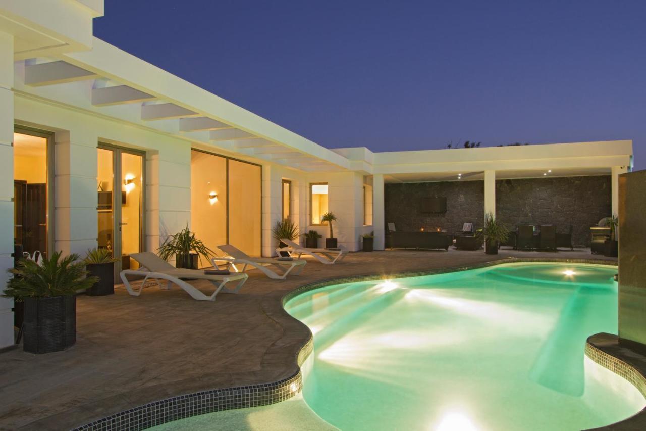 Villa Insignia Femés Exterior foto